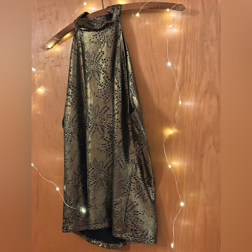 ✨ Like New Dress7 Gold Halter S/M ✨
